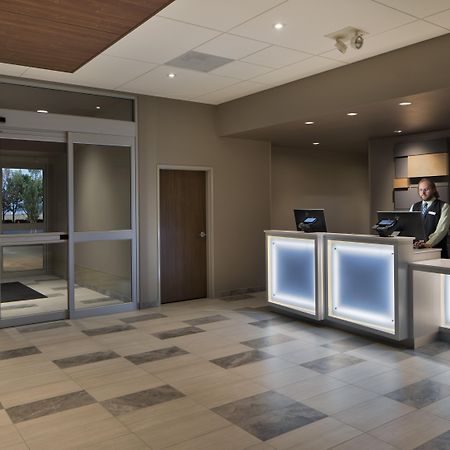 Holiday Inn Express & Suites - Portland Airport - Cascade Stn By Ihg Bagian luar foto