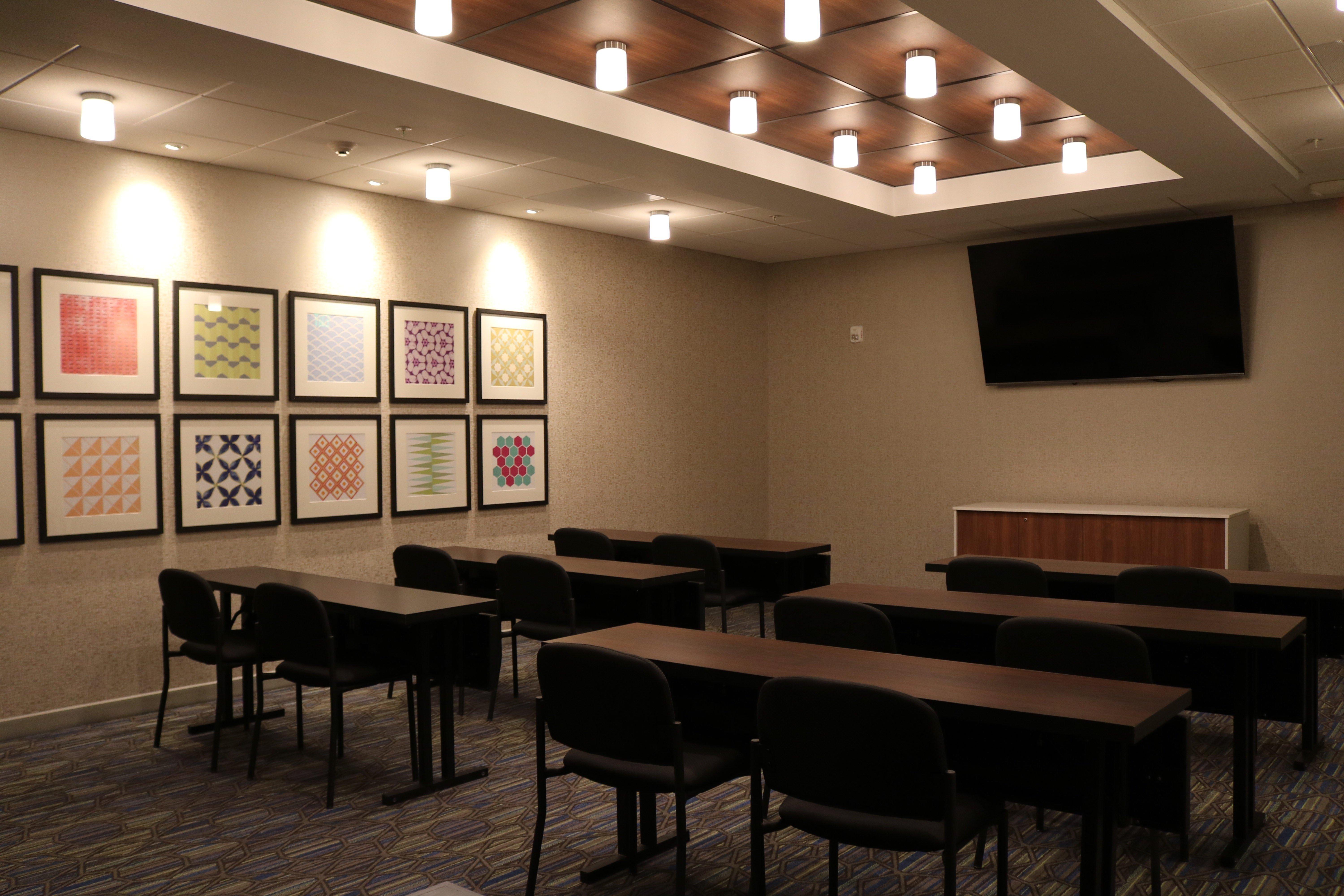 Holiday Inn Express & Suites - Portland Airport - Cascade Stn By Ihg Bagian luar foto